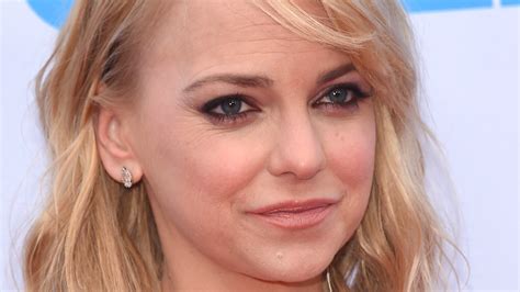 anna faris nudes|Actor Anna Faris bares all in Super Bowl ad